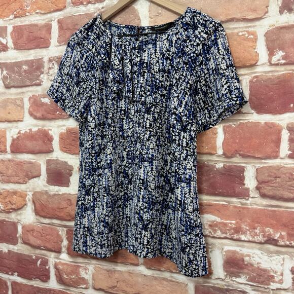 Banana Republic Top Women's S Blue Multicolor Floral Abstract Pleated Neck Shirt - Picture 3 of 8